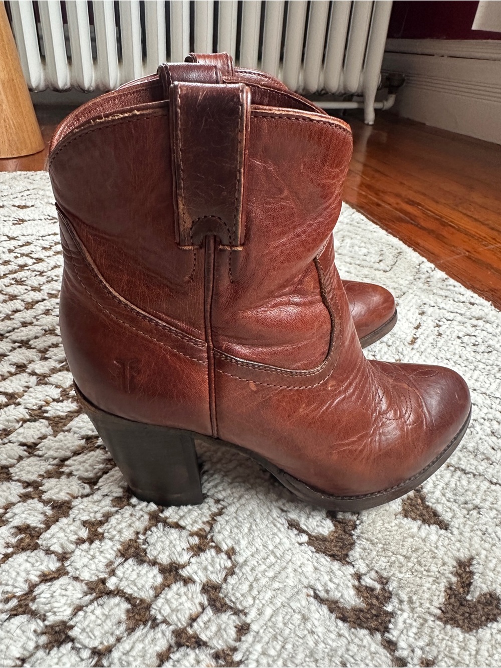 FRYE Women’s leather boots